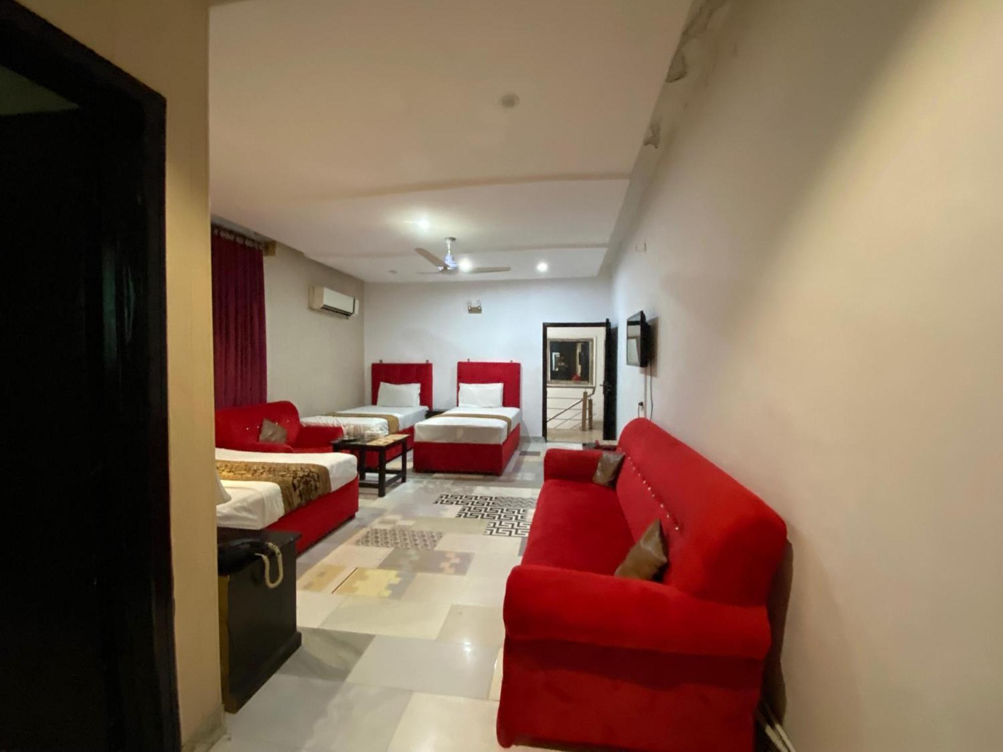 Hotel Tulip Inn, Gulberg Lahore Luaran gambar
