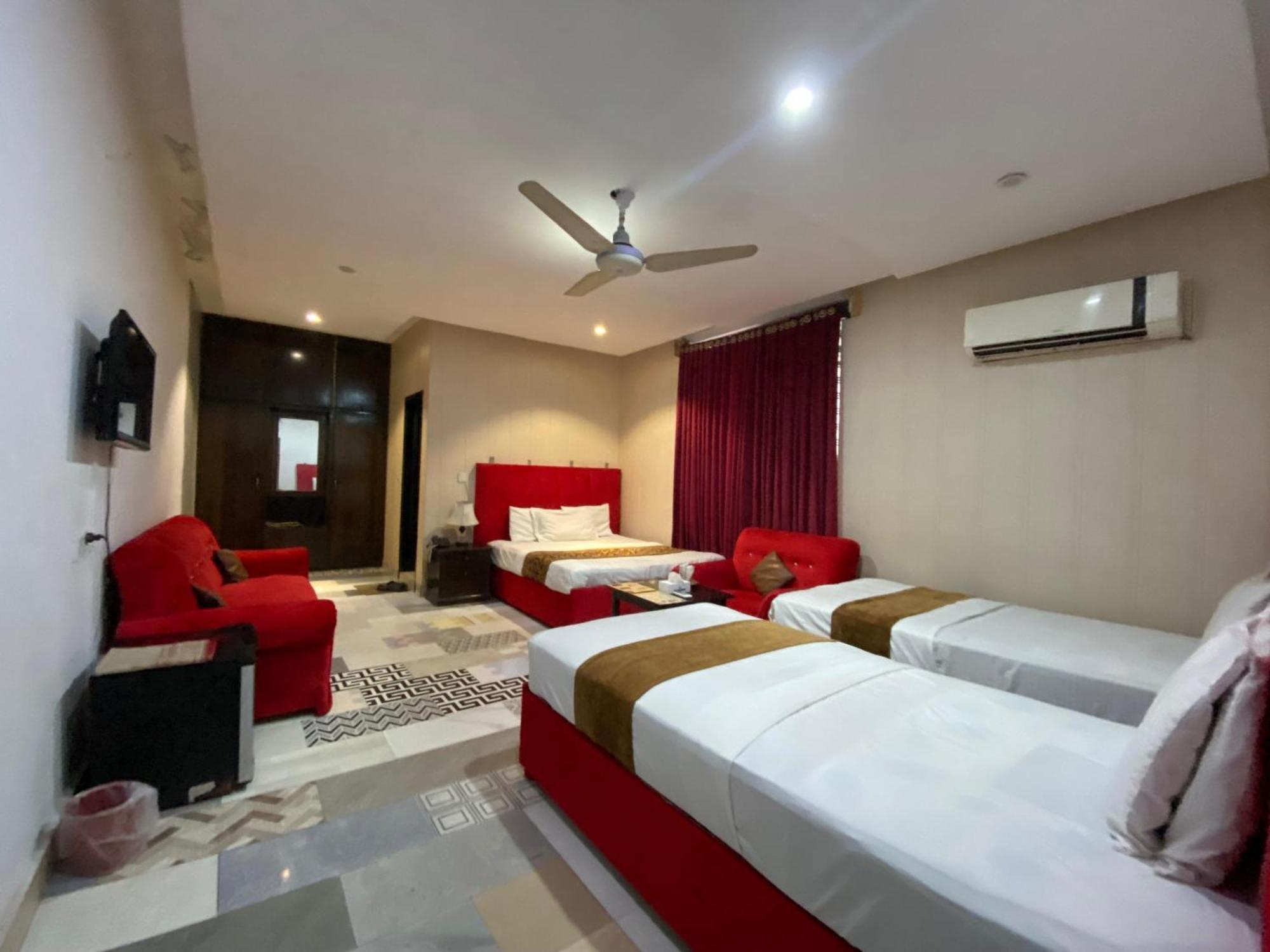Hotel Tulip Inn, Gulberg Lahore Luaran gambar