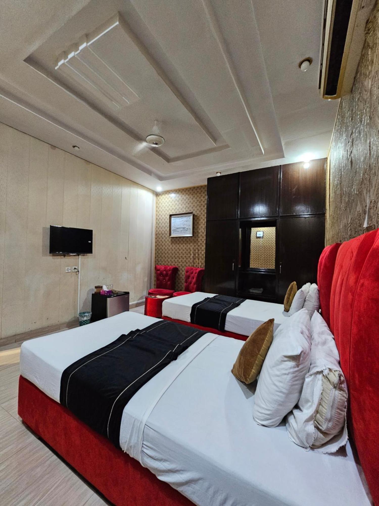 Hotel Tulip Inn, Gulberg Lahore Luaran gambar