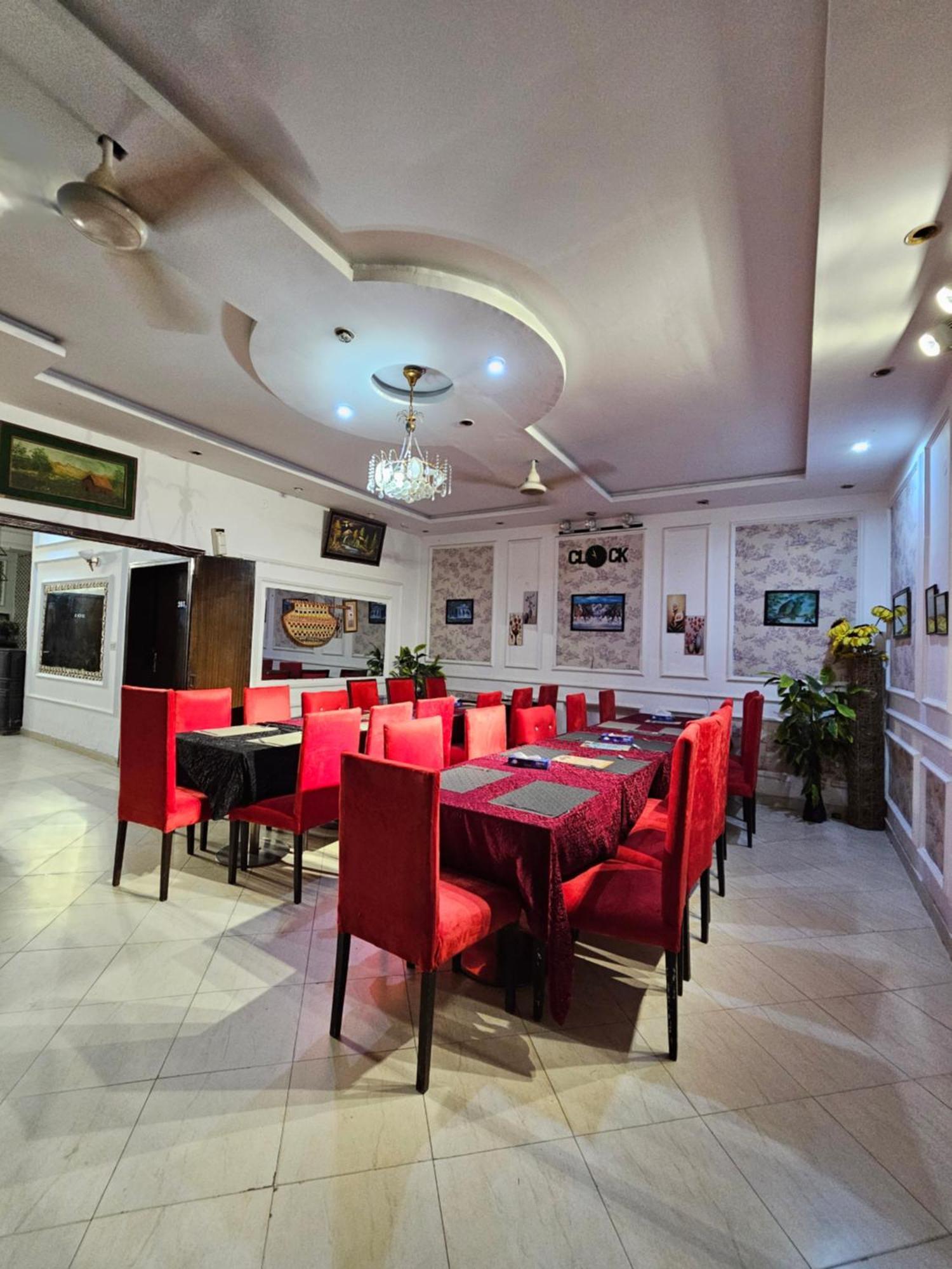 Hotel Tulip Inn, Gulberg Lahore Luaran gambar