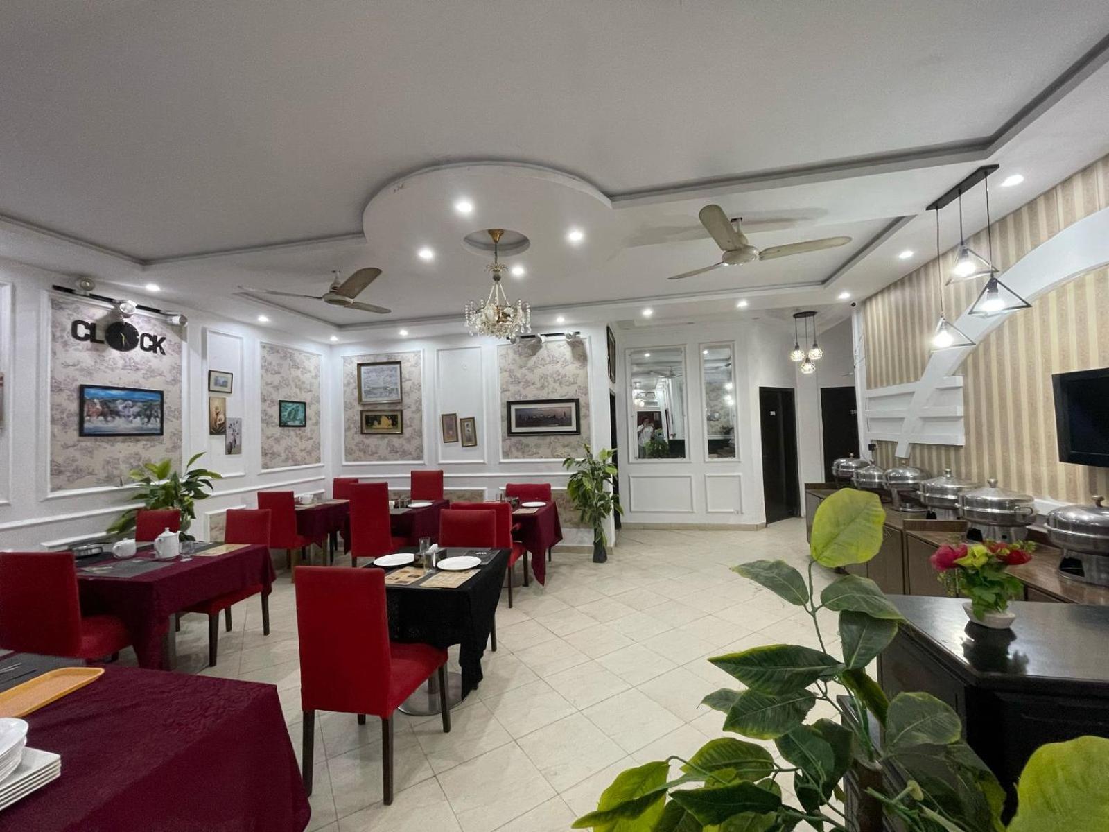 Hotel Tulip Inn, Gulberg Lahore Luaran gambar